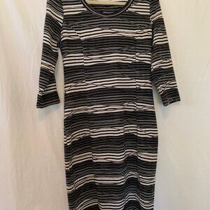 Metalicus Black & White Striped Stretch Dress – Size M – 3/4 Sleeve
